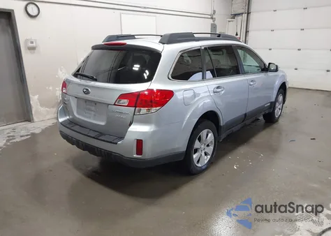 2012 Subaru Outback 2.5I Premium z USA, uszkodzony, nr VIN 4S4BRBGC8C3275687
